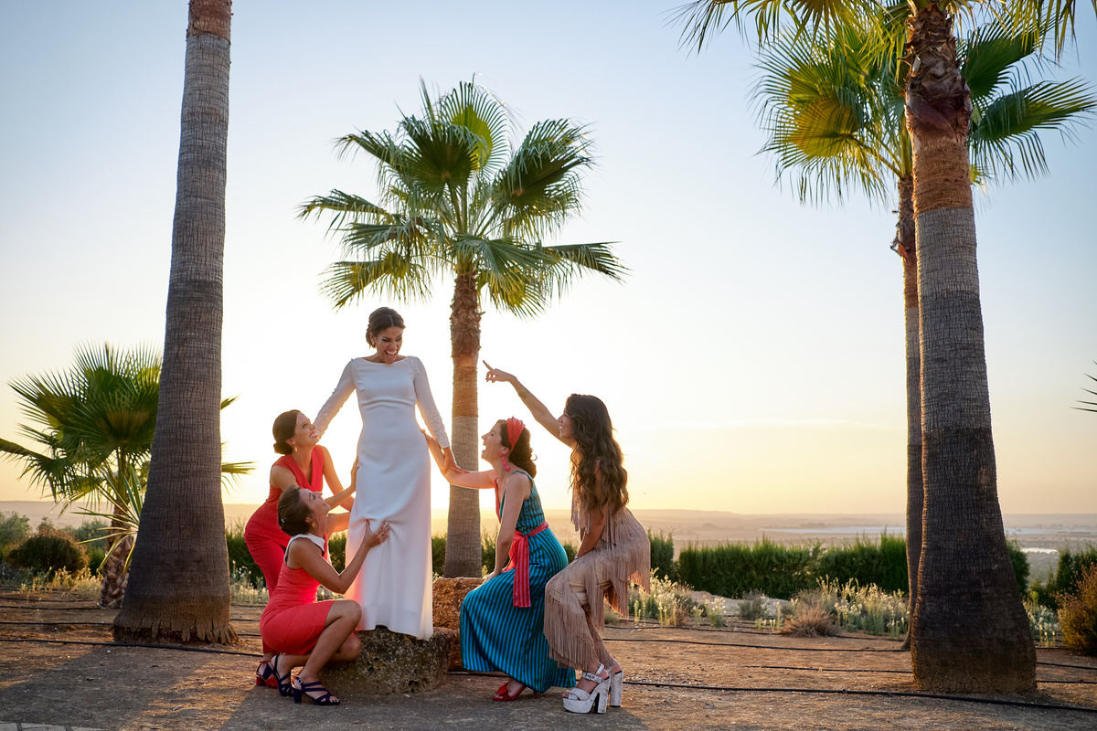 Tus mejores amigas fotografía realizada por los mejores fotógrafos de Sevilla - Parejo Photos