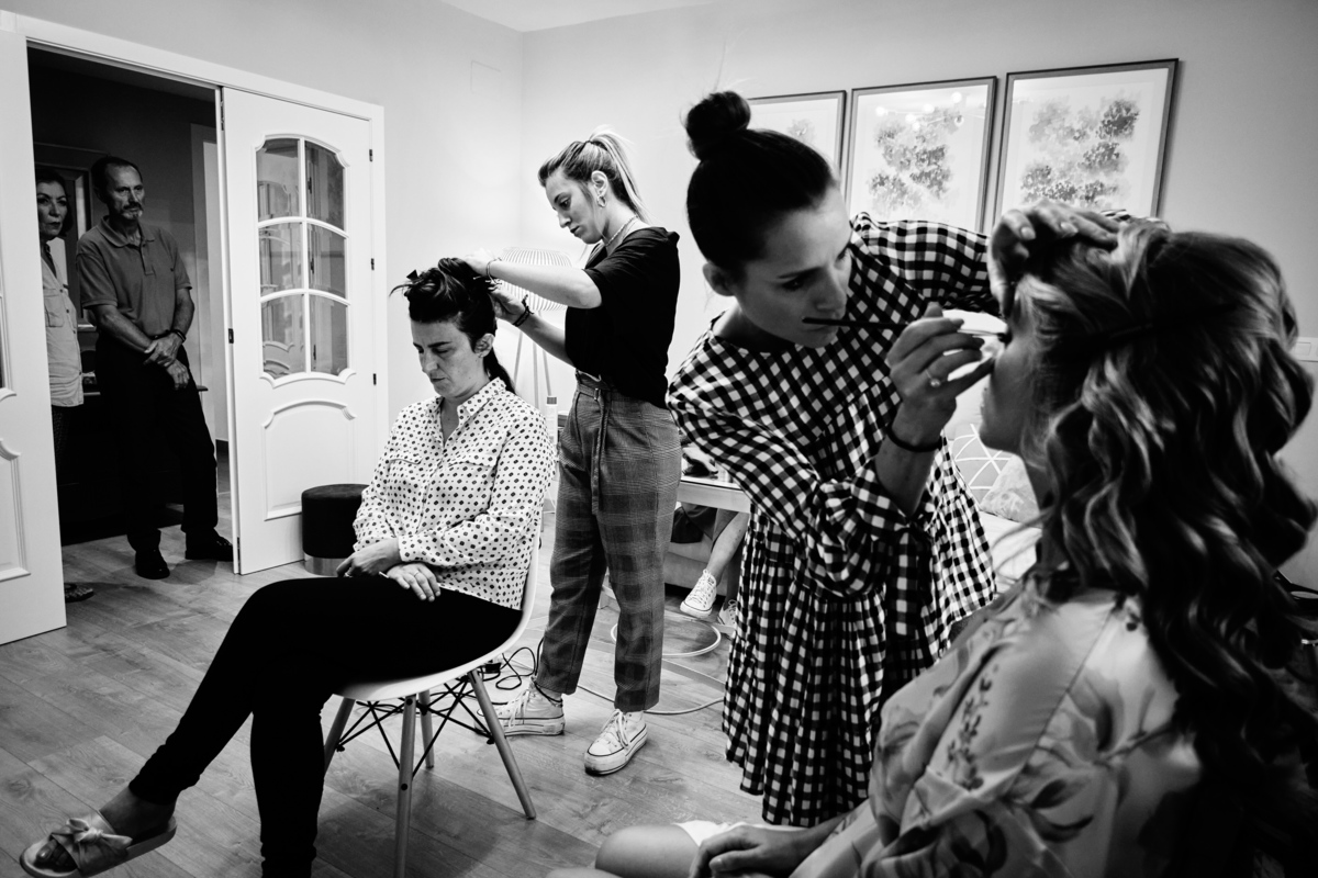 preparativos de boda parejo photos