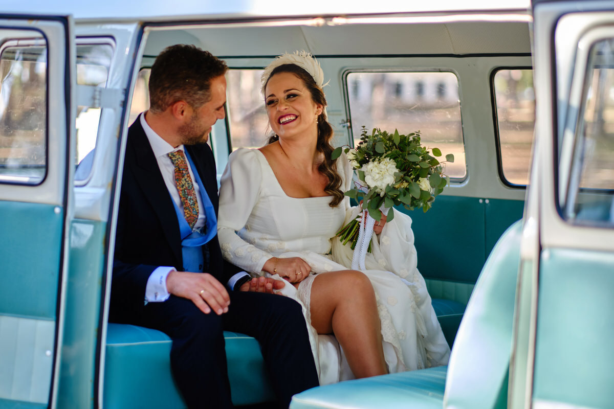 Parejo Photos furgo california de boda