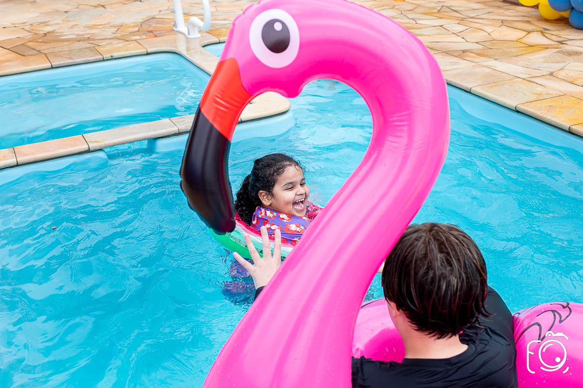 aniversário na piscina Botucatu
