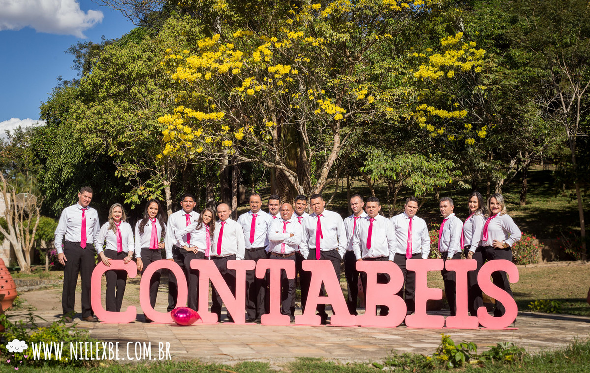 Fotografia de Formatura NieleXBe - Poses de fotos para grupo de Formatura - Alunos de contabilidade - Varjota Ceará Fotografia em Ubajara Pousada da Neblina