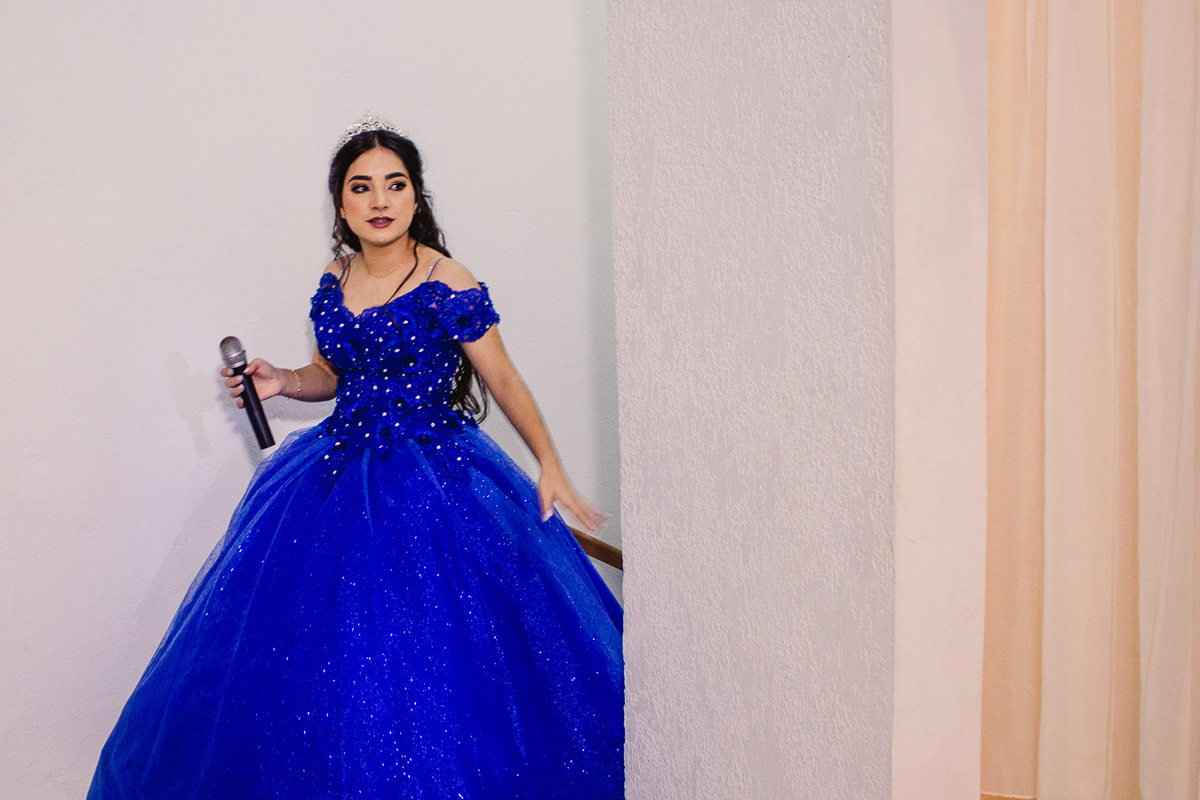 vestido de debutante azul