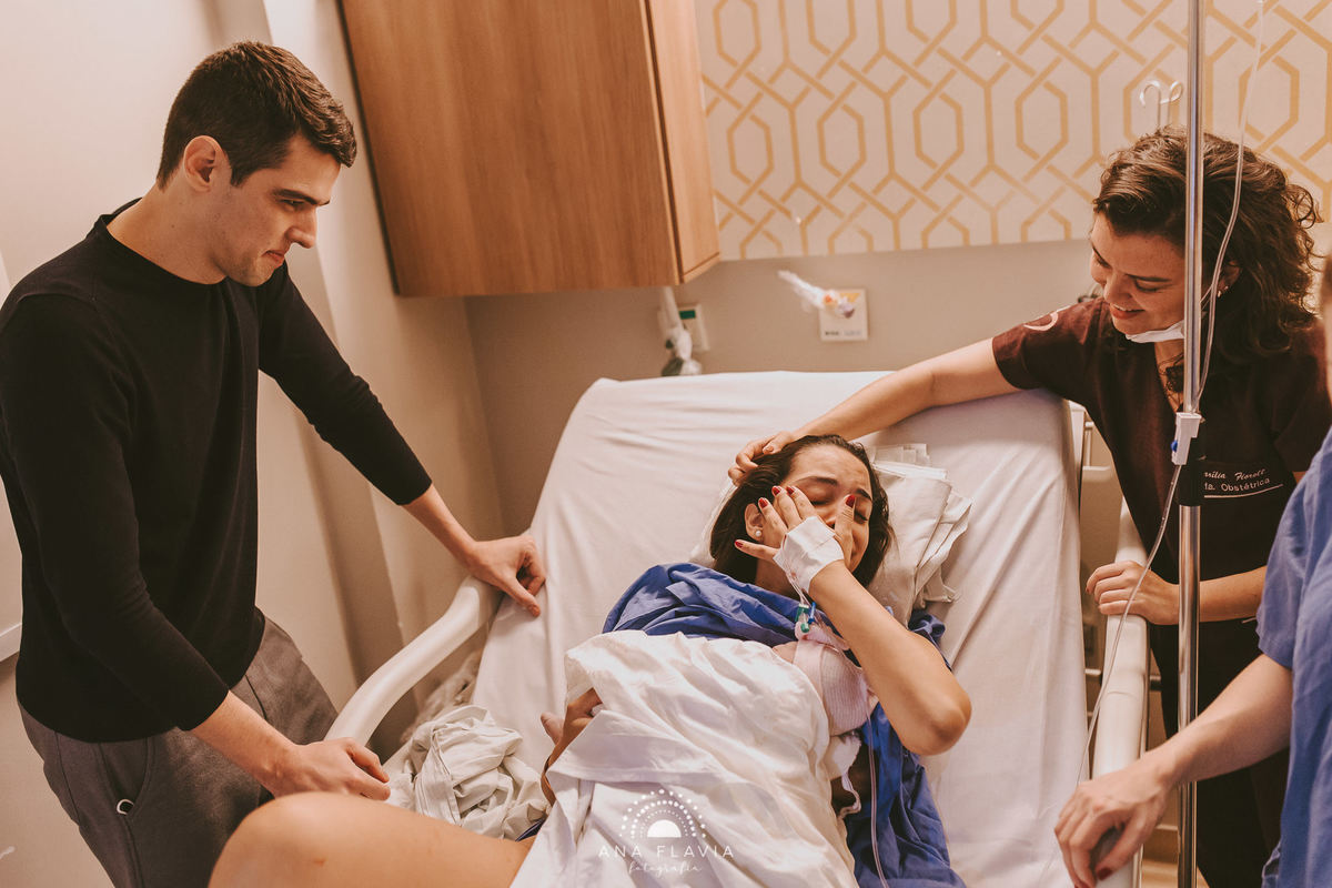 Filmes de parto, filmes de nascimento, nascimento, humanização, parto normal, cesariana humanizada, doula, parto, foto de parto, fotografia de parto no es, parto humanizado, grande vitória, maternidade Unimed vitoria, Parto Empelicado