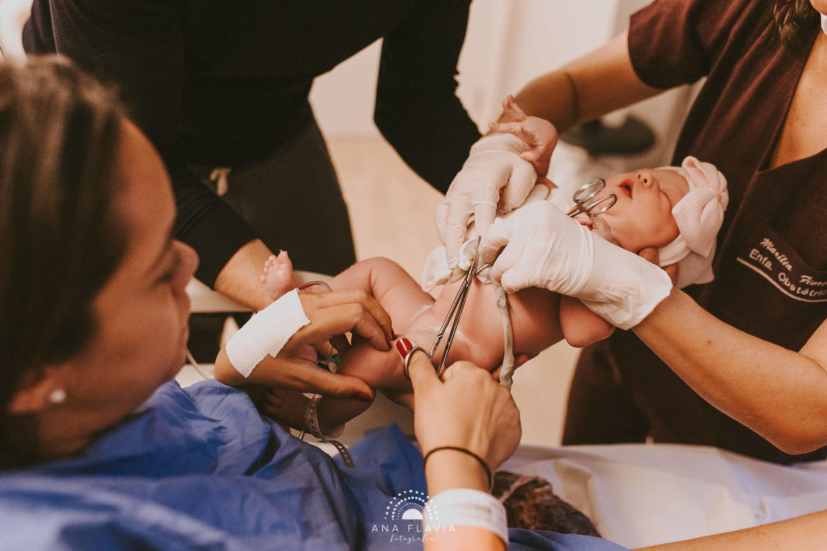 Filmes de parto, filmes de nascimento, nascimento, humanização, parto normal, cesariana humanizada, doula, parto, foto de parto, fotografia de parto no es, parto humanizado, grande vitória, maternidade Unimed vitoria, Parto Empelicado