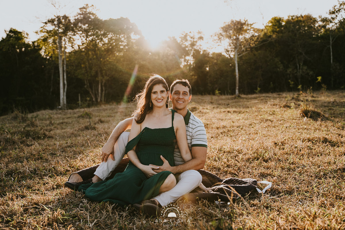 book gestante, gestante, gravida, gravidez, ensaio gestante,  vila velha, vitoria, serra, Igreja de queimados, parto, bebê, ensaio no final de tarde, ensaio gestante no verde, ensaio gestante na ruinas de queimados, gestante segundo filho