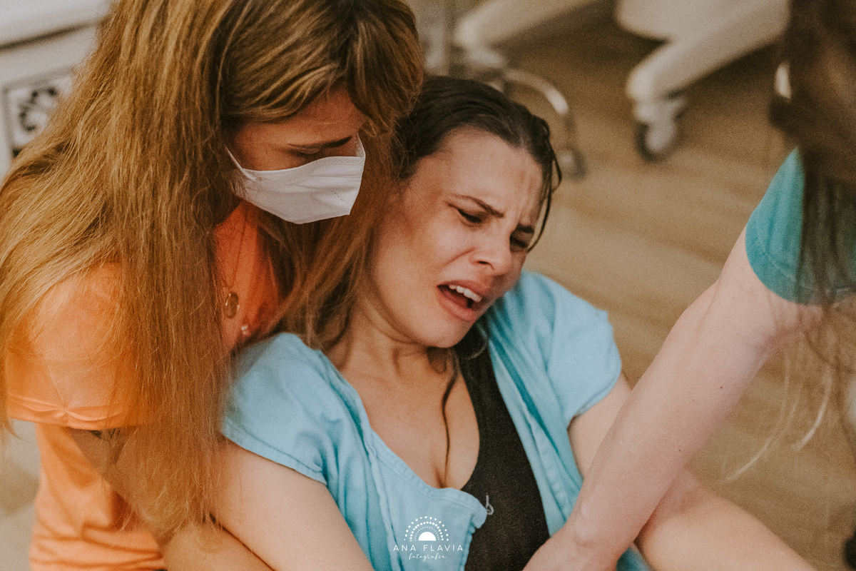 Filmes de parto, filmes de nascimento, nascimento, humanização, parto normal, cesariana humanizada, doula, parto, foto de parto, fotografia de parto no es, parto humanizado, grande vitória, maternidade santa ursula