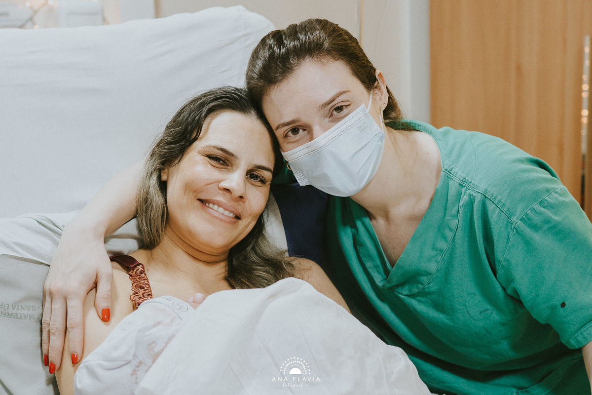 Filmes de parto, filmes de nascimento, nascimento, humanização, parto normal, cesariana humanizada, doula, parto, foto de parto, fotografia de parto no es, parto humanizado, grande vitória, maternidade santa ursula