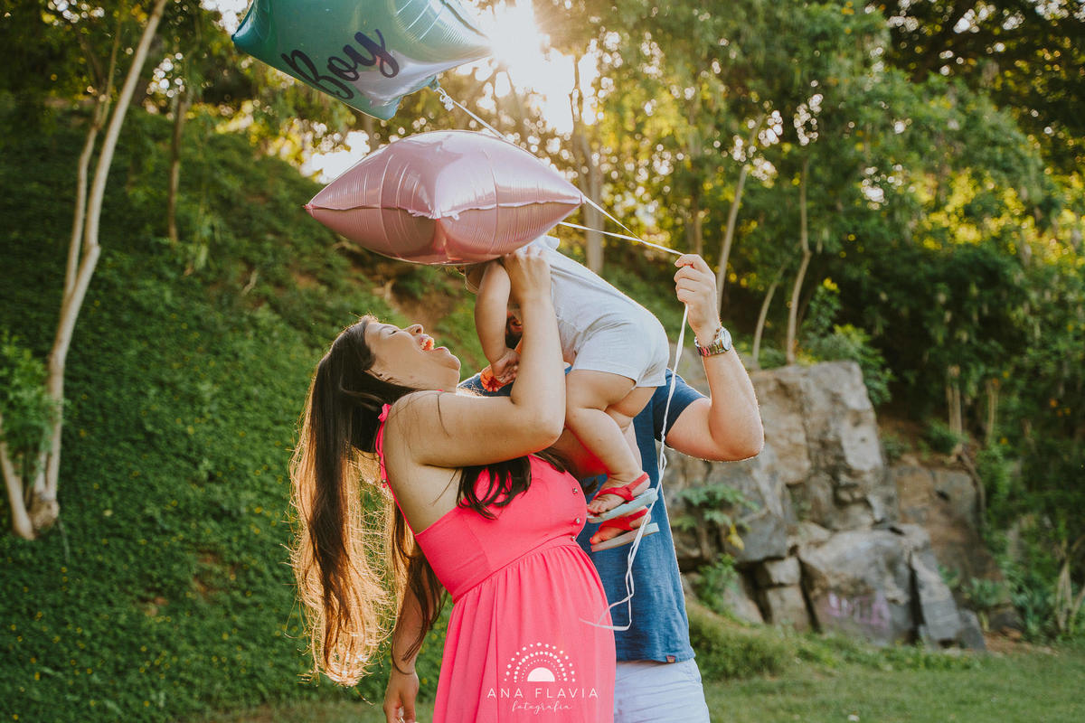 ensaio fotográfico, revelação de gravidez, ensaio revelação, cha revelação, campo, vila velha, vitoria, mae de menina, segunda gravidez, ensaio no parque
