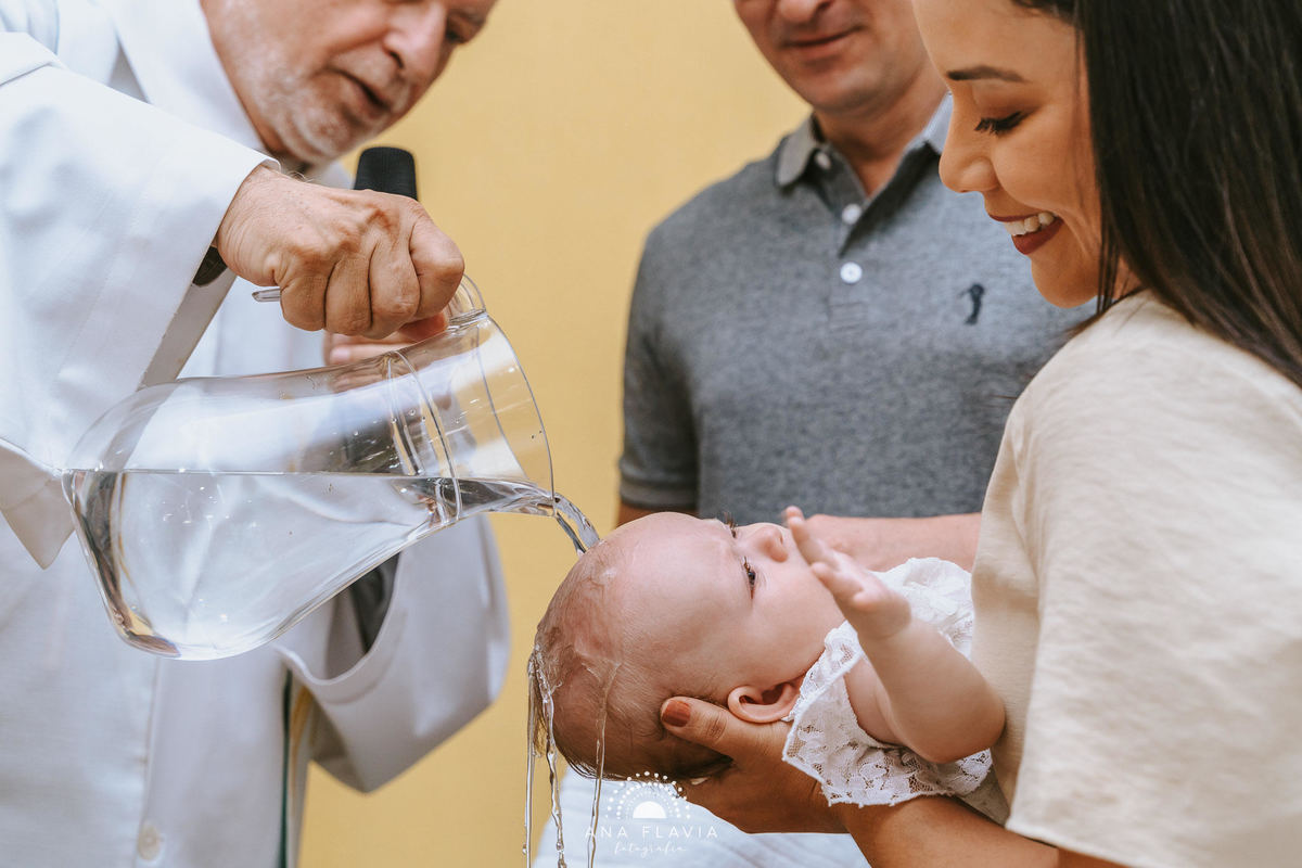 #Batizado #FotografiaDeBatizado #BatizadoES #FotógrafaES #FotografiaAfetiva #FotógrafaDeFamília #Batismo #FotografiaVilaVelha  #GrandeVitória #FotógrafaVitoria #fotodebatismo