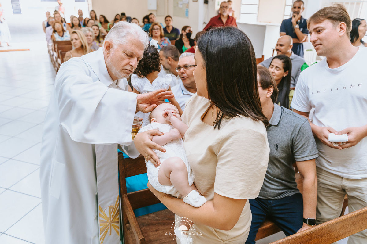 #Batizado #FotografiaDeBatizado #BatizadoES #FotógrafaES #FotografiaAfetiva #FotógrafaDeFamília #Batismo #FotografiaVilaVelha  #GrandeVitória #FotógrafaVitoria #fotodebatismo