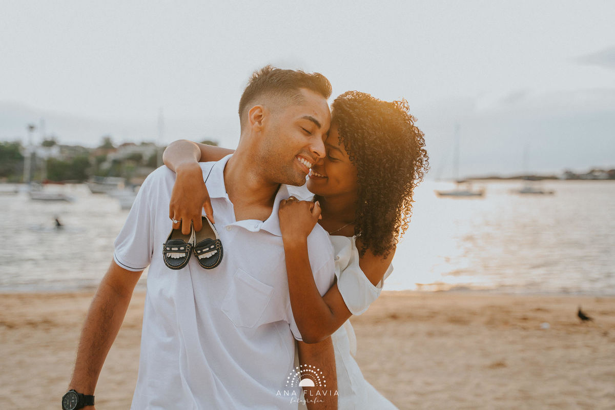 ensaio fotográfico, revelação de gravidez, ensaio revelação, cha revelação, campo, vila velha, vitoria, mae de menino, primeira gravidez gravidez, ensaio na praia, ensaio no amanhecer, cafe da manha na praia
