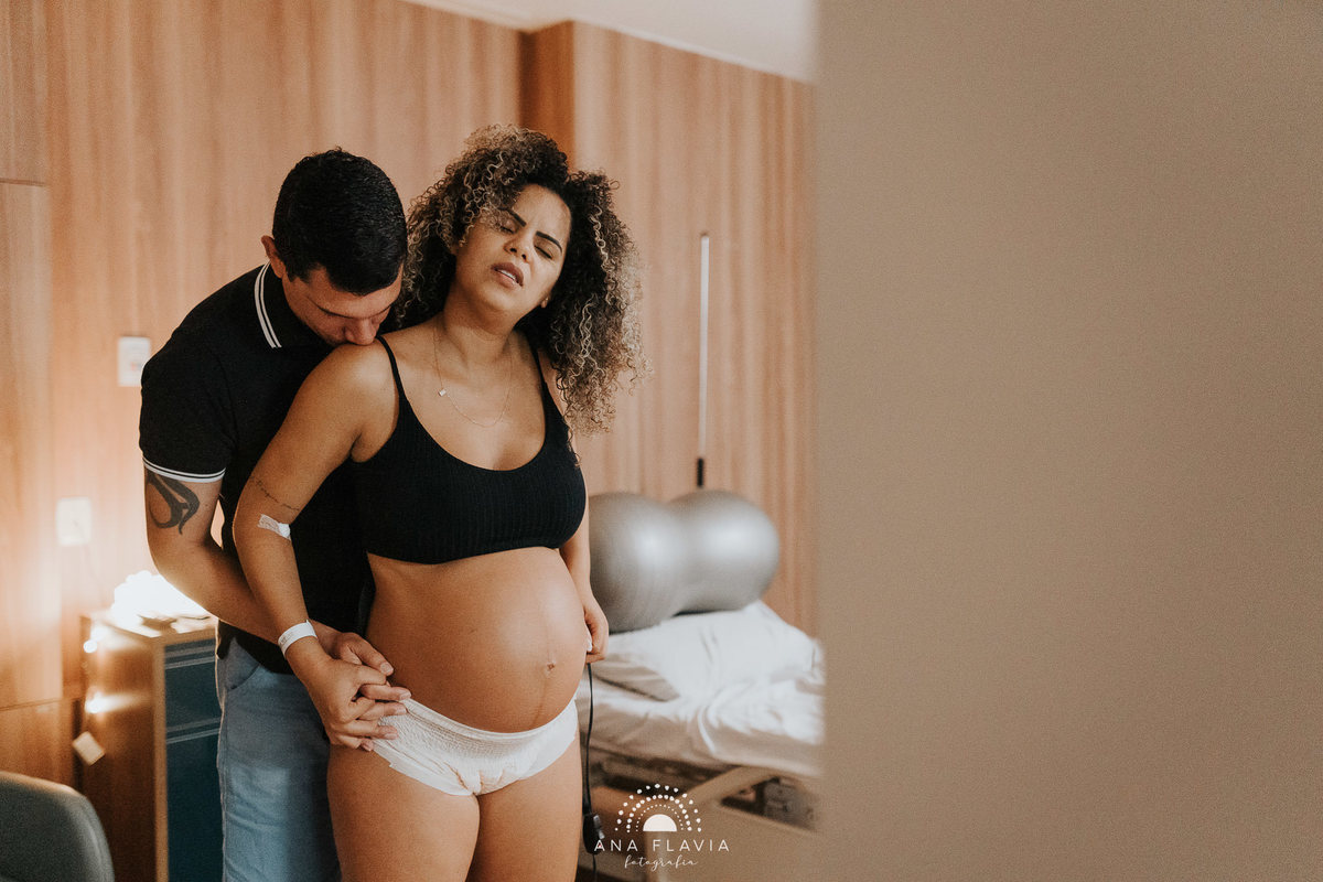 Filmes de parto, filmes de nascimento, nascimento, humanização, parto normal, cesariana humanizada, doula, parto, foto de parto, fotografia de parto no es, parto humanizado, grande vitória, maternidade santa ursula, Meridional