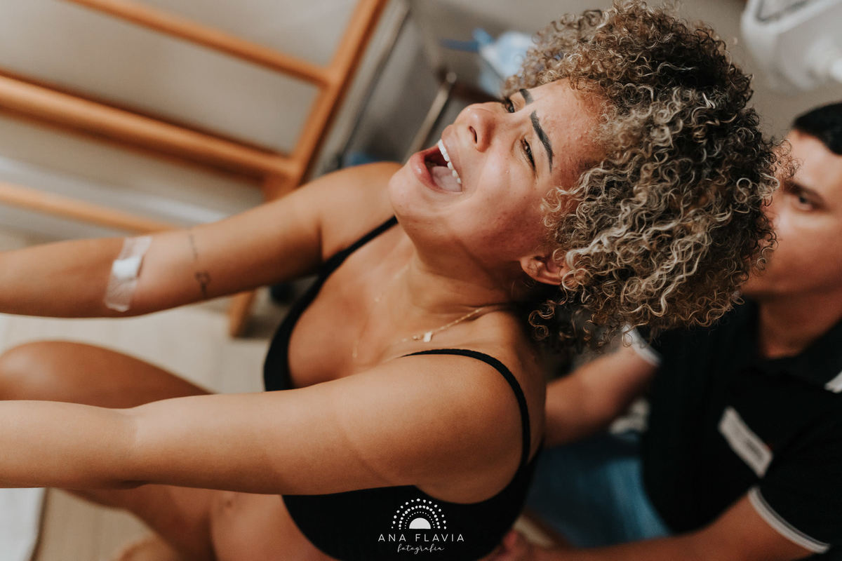 Filmes de parto, filmes de nascimento, nascimento, humanização, parto normal, cesariana humanizada, doula, parto, foto de parto, fotografia de parto no es, parto humanizado, grande vitória, maternidade santa ursula, Meridional