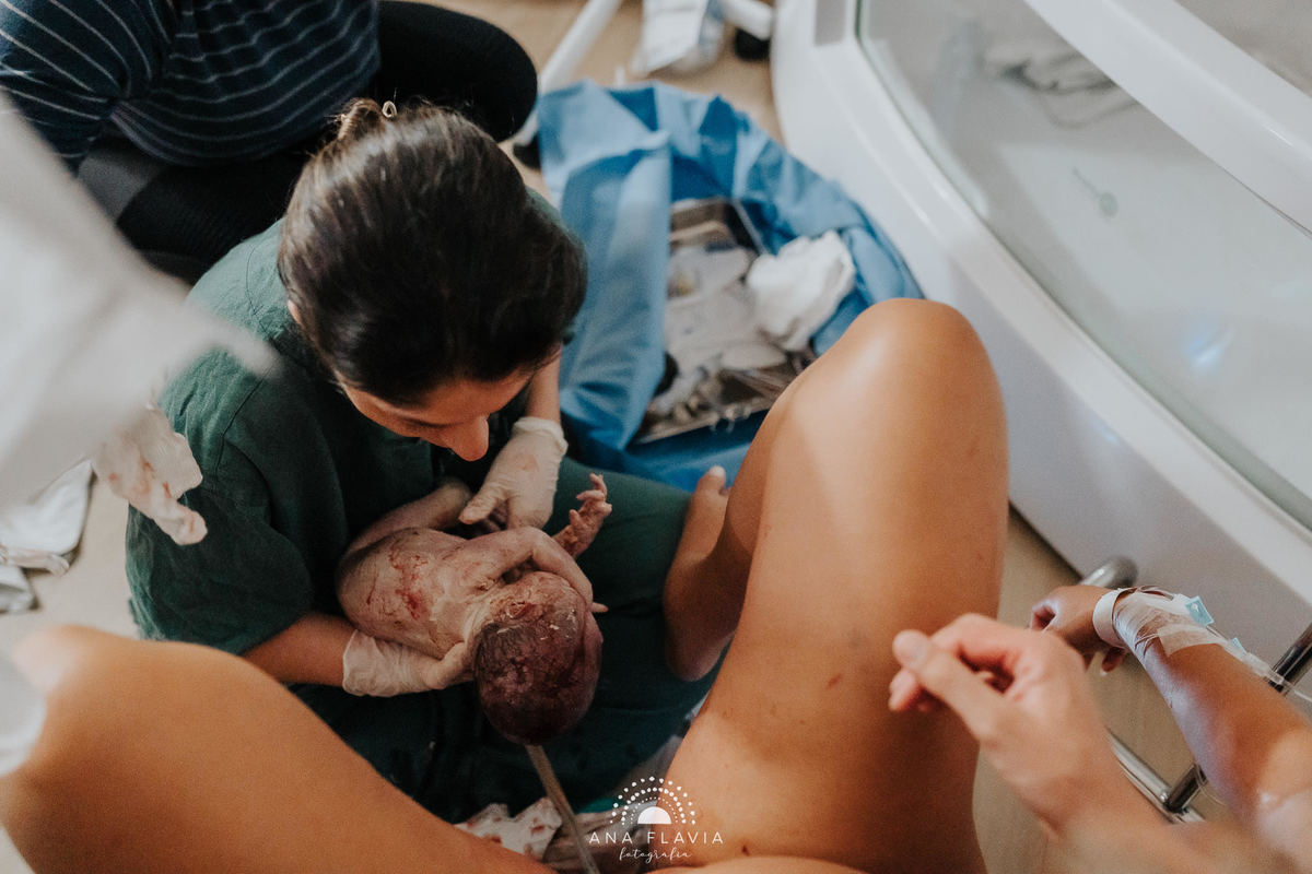 Filmes de parto, filmes de nascimento, nascimento, humanização, parto normal, cesariana humanizada, doula, parto, foto de parto, fotografia de parto no es, parto humanizado, grande vitória, maternidade santa ursula, Meridional