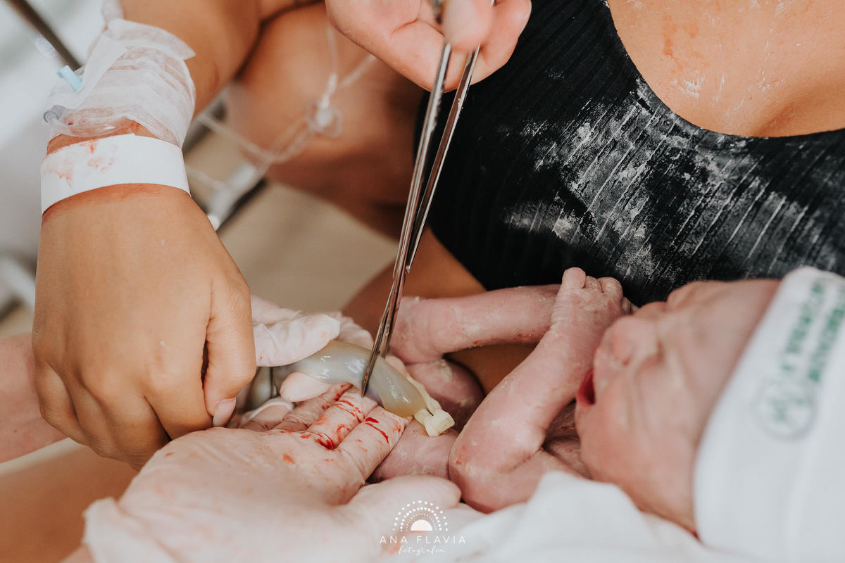 Filmes de parto, filmes de nascimento, nascimento, humanização, parto normal, cesariana humanizada, doula, parto, foto de parto, fotografia de parto no es, parto humanizado, grande vitória, maternidade santa ursula, Meridional