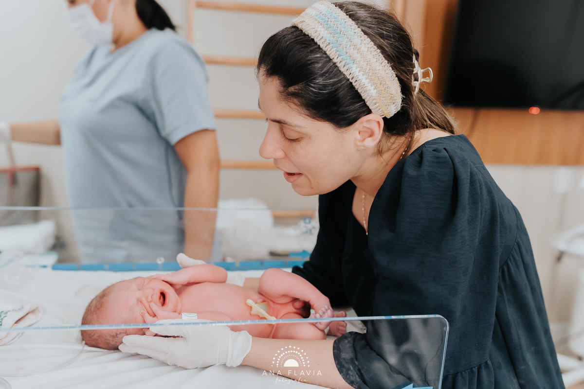 Filmes de parto, filmes de nascimento, nascimento, humanização, parto normal, cesariana humanizada, doula, parto, foto de parto, fotografia de parto no es, parto humanizado, grande vitória, maternidade santa ursula, Meridional