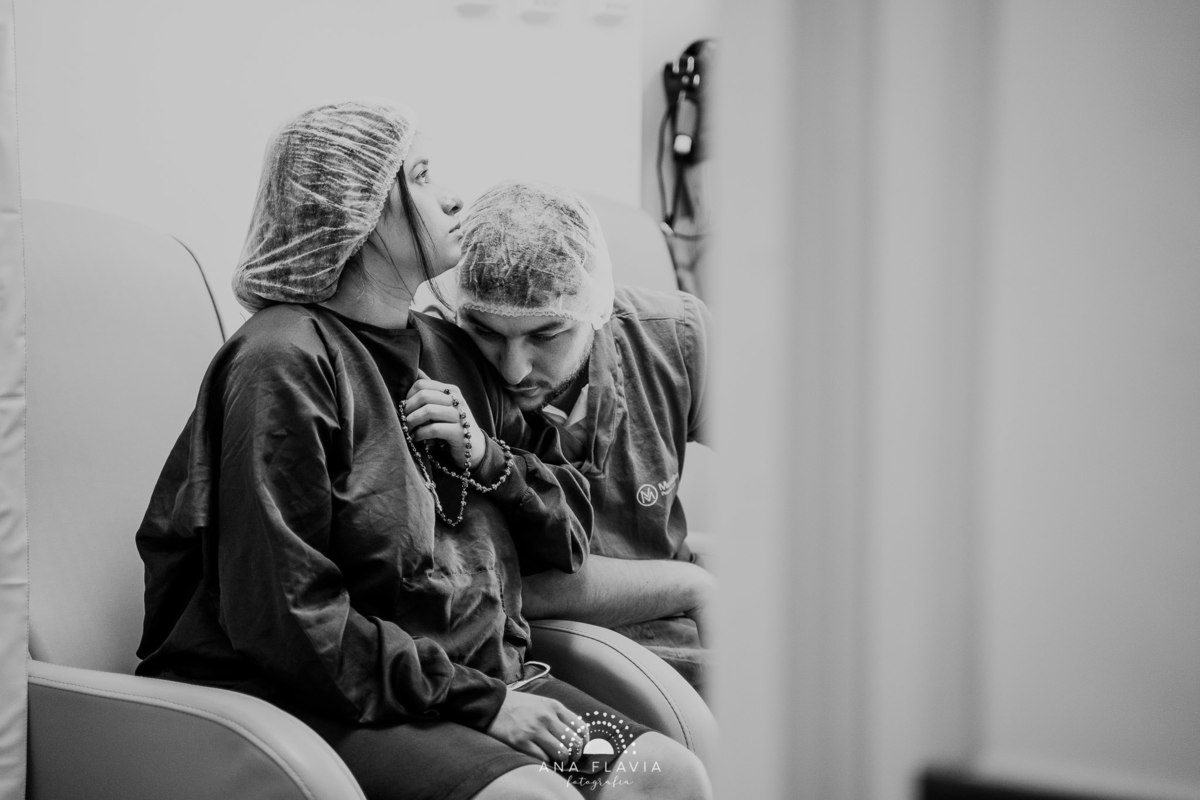 Fotografia de parto Cesária, Filme de parto, nascimento, humanização, vídeo de cesaria, cesariana humanizada, foto de parto Cesaria, parto humanizado, grande vitória, Hospital Praia da Costa, parto Cesária, Cesária, dr Rafael angelo Avançar Clínica Médica