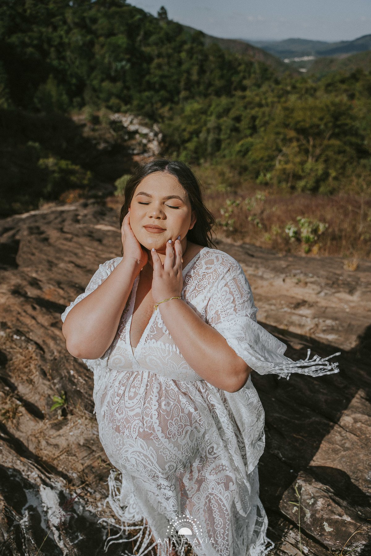 book gestante, gestante, gravida, gravidez, ensaio gestante,  vila velha, vitoria, Minas Gerais, Cachoeira Cambota, parto, bebê, ensaio no final de tarde, ensaio gestante na cachoeira, ensaio gestante gordinha