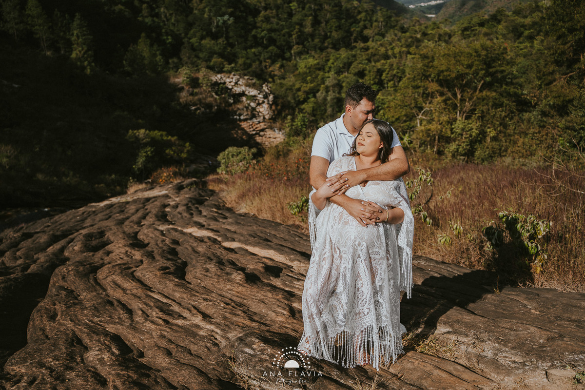 book gestante, gestante, gravida, gravidez, ensaio gestante,  vila velha, vitoria, Minas Gerais, Cachoeira Cambota, parto, bebê, ensaio no final de tarde, ensaio gestante na cachoeira, ensaio gestante gordinha
