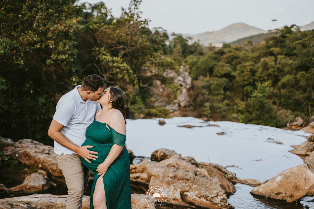 book gestante, gestante, gravida, gravidez, ensaio gestante,  vila velha, vitoria, Minas Gerais, Cachoeira Cambota, parto, bebê, ensaio no final de tarde, ensaio gestante na cachoeira, ensaio gestante gordinha