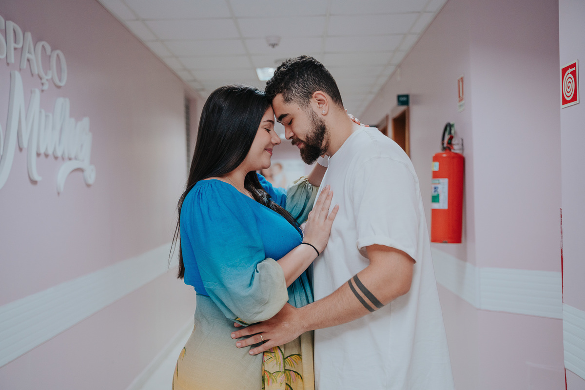 Fotografia de parto Cesária, Filme de parto, nascimento, humanização, vídeo de cesaria, cesariana humanizada, foto de parto Cesaria, parto humanizado, grande vitória, Hospital Praia da Costa, parto Cesária, Cesária, dr Rafael angelo Avançar Clínica Médica
