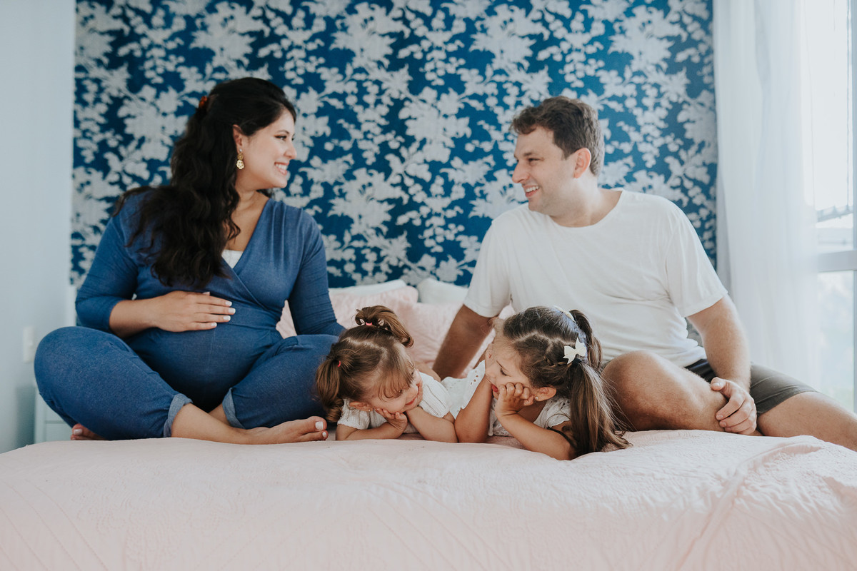 book gestante, gestante, gravida, gravidez, maternidade, ensaio gestante,  vila velha, vitoria,  parto, bebê, praia de ensaio em casa, ensaio nublado, ensaio com vento, ensaio gestante em casa, ensaio gestante 
