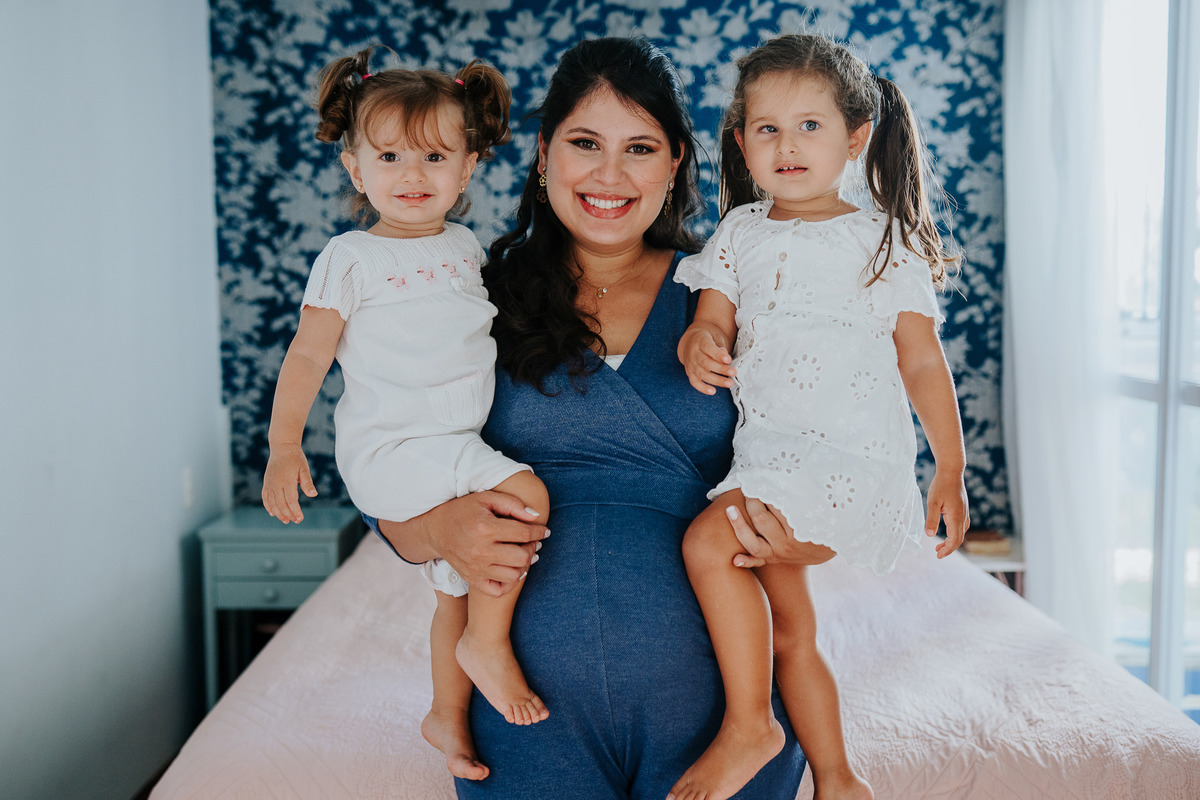 book gestante, gestante, gravida, gravidez, maternidade, ensaio gestante,  vila velha, vitoria,  parto, bebê, praia de ensaio em casa, ensaio nublado, ensaio com vento, ensaio gestante em casa, ensaio gestante 
