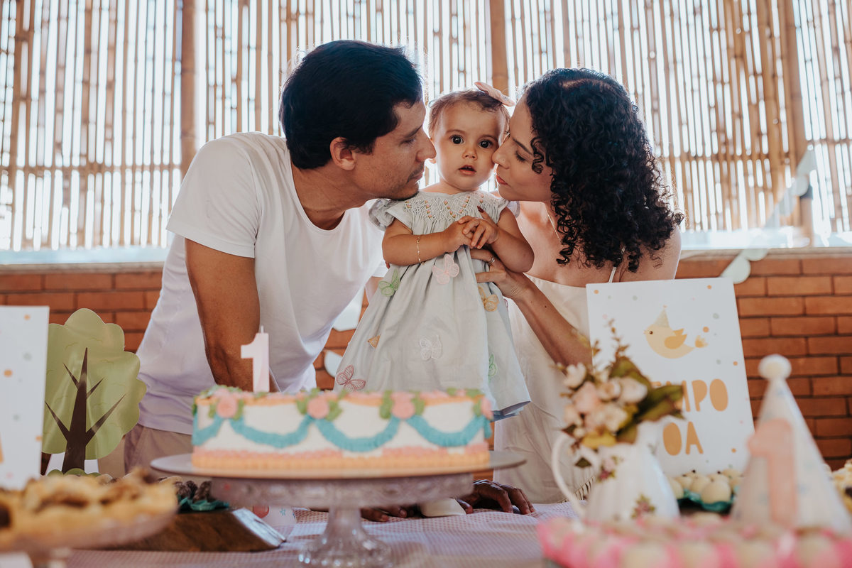 aniversario, 1 anos, mundo rosa, mae de menina, fotografia, babygril, , festa de menina, amigos, smashthecake, primeiro aninho, babyfashion, festa de criança, photography, um ano, família, festa intimista, aniversario de menina, 