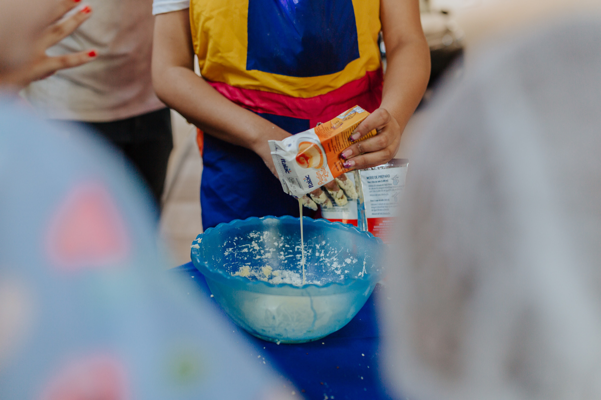 fotografia de aniversário Arthur, festa infantil Vila Velha, fotógrafa de festas, fotos espontâneas de crianças, Patrulha Canina, fotógrafo de eventos ES, festa com piscina, fotografia afetiva infantil, registro documental de festa