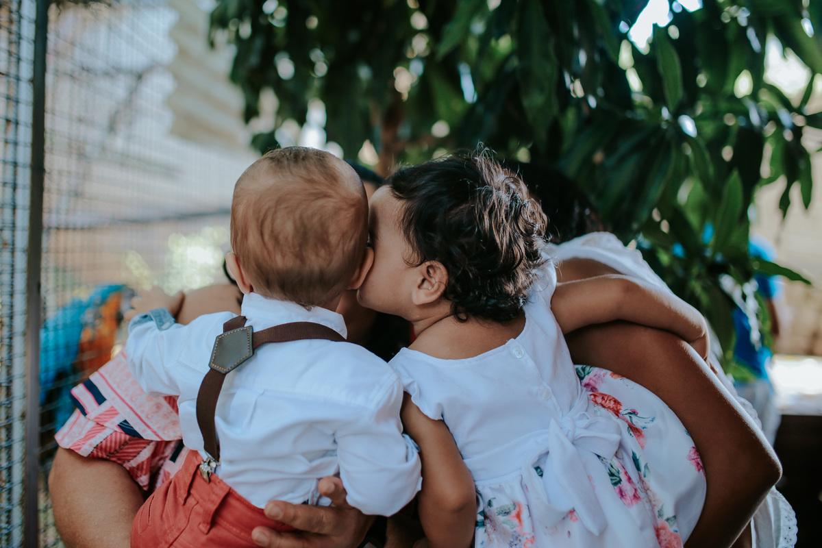 fotografia de aniversário Arthur, festa infantil Vila Velha, fotógrafa de festas, fotos espontâneas de crianças, Patrulha Canina, fotógrafo de eventos ES, festa com piscina, fotografia afetiva infantil, registro documental de festa