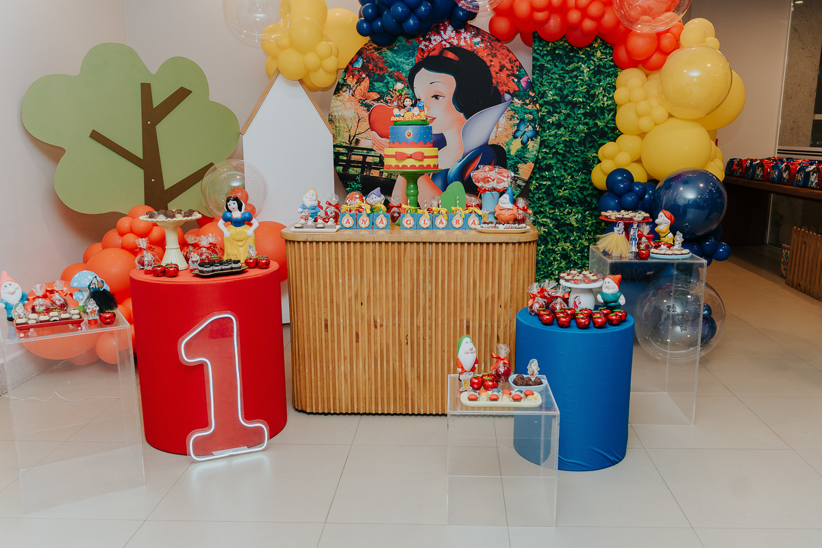 fotografia de aniversário ana clara, festa infantil Vila Velha, fotógrafa de festas, fotos espontâneas de crianças, Patrulha Canina, fotógrafo de eventos ES, festa com piscina, fotografia afetiva infantil, registro documental de festa, Vitoria es