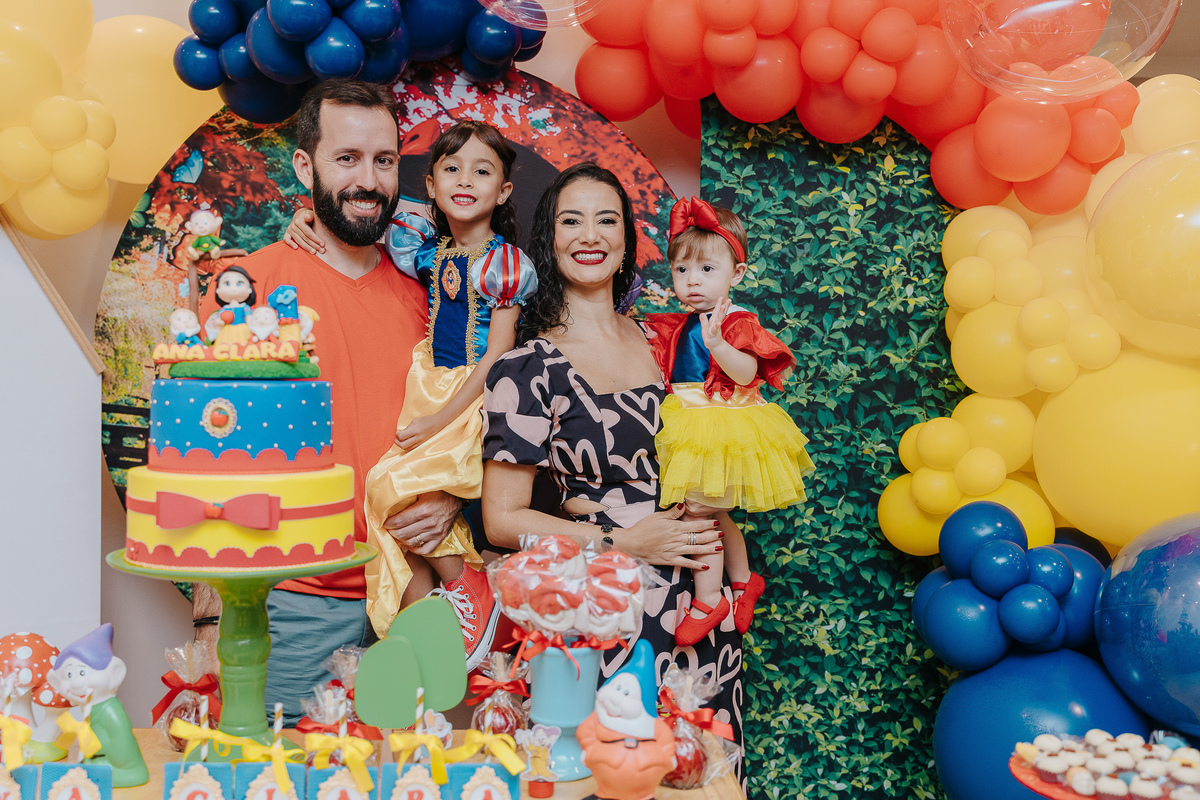 fotografia de aniversário ana clara, festa infantil Vila Velha, fotógrafa de festas, fotos espontâneas de crianças, Patrulha Canina, fotógrafo de eventos ES, festa com piscina, fotografia afetiva infantil, registro documental de festa, Vitoria es