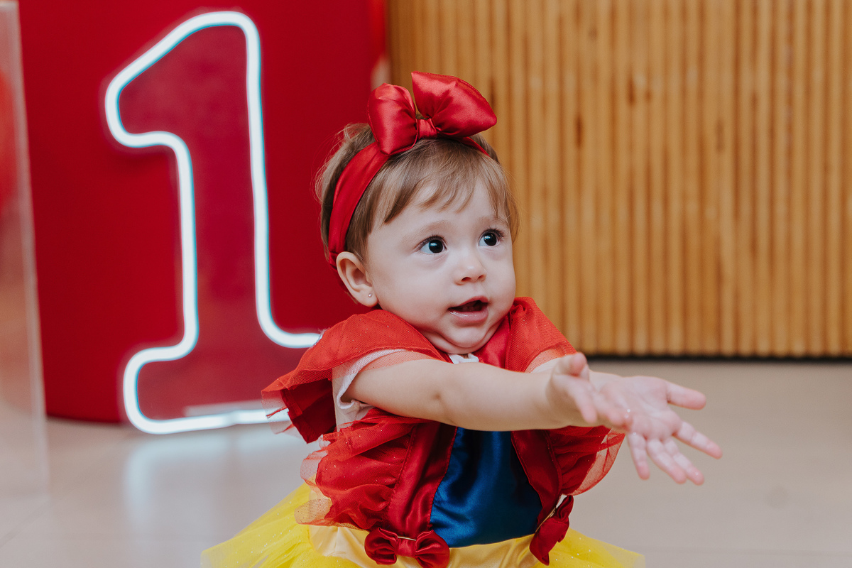 fotografia de aniversário ana clara, festa infantil Vila Velha, fotógrafa de festas, fotos espontâneas de crianças, Patrulha Canina, fotógrafo de eventos ES, festa com piscina, fotografia afetiva infantil, registro documental de festa, Vitoria es