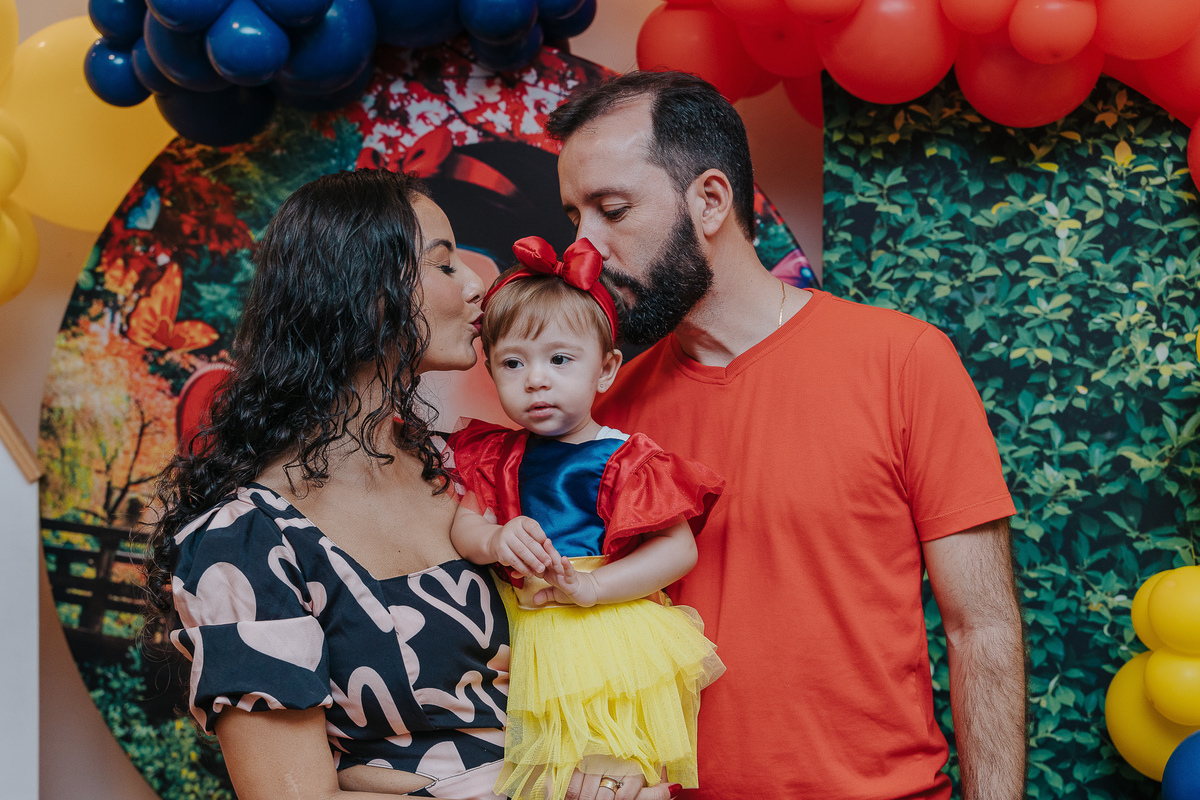 fotografia de aniversário ana clara, festa infantil Vila Velha, fotógrafa de festas, fotos espontâneas de crianças, Patrulha Canina, fotógrafo de eventos ES, festa com piscina, fotografia afetiva infantil, registro documental de festa, Vitoria es