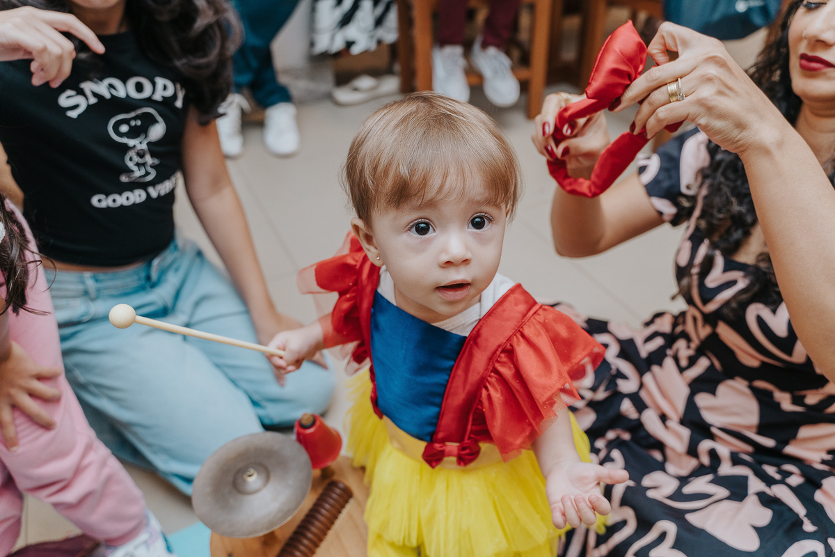 fotografia de aniversário ana clara, festa infantil Vila Velha, fotógrafa de festas, fotos espontâneas de crianças, Patrulha Canina, fotógrafo de eventos ES, festa com piscina, fotografia afetiva infantil, registro documental de festa, Vitoria es