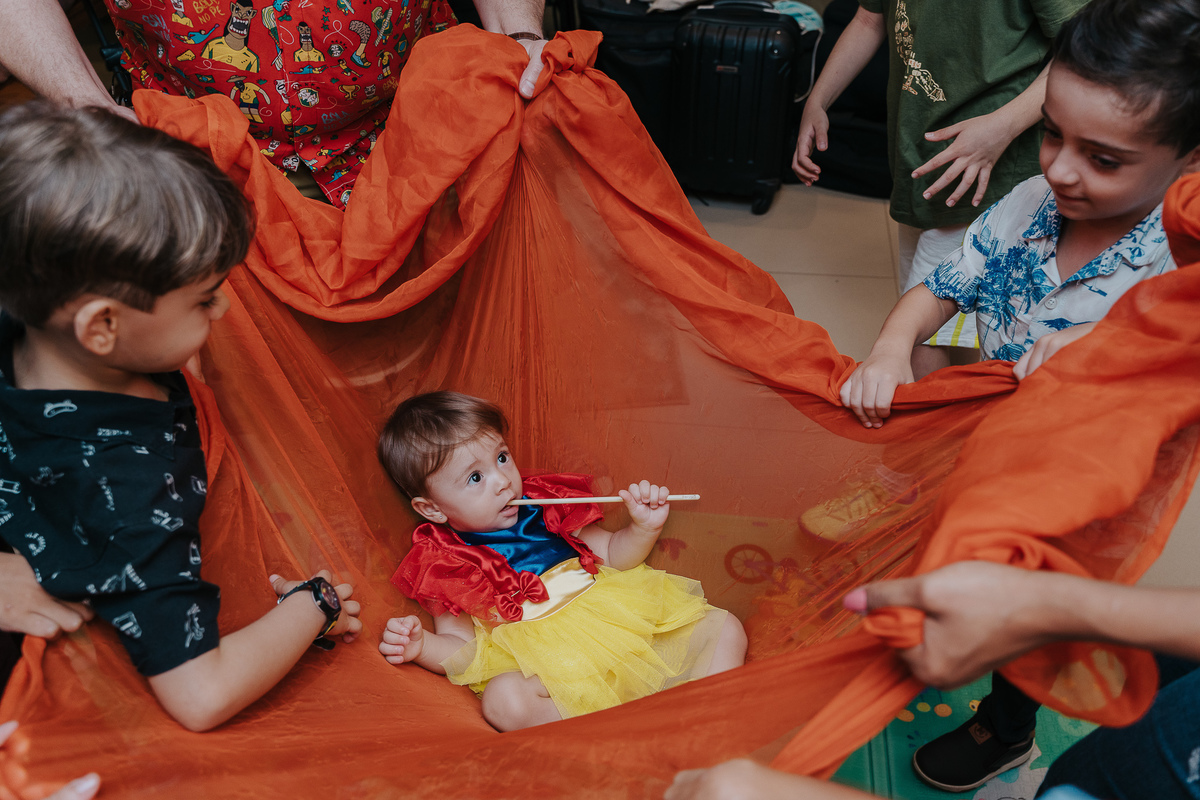 fotografia de aniversário ana clara, festa infantil Vila Velha, fotógrafa de festas, fotos espontâneas de crianças, Patrulha Canina, fotógrafo de eventos ES, festa com piscina, fotografia afetiva infantil, registro documental de festa, Vitoria es