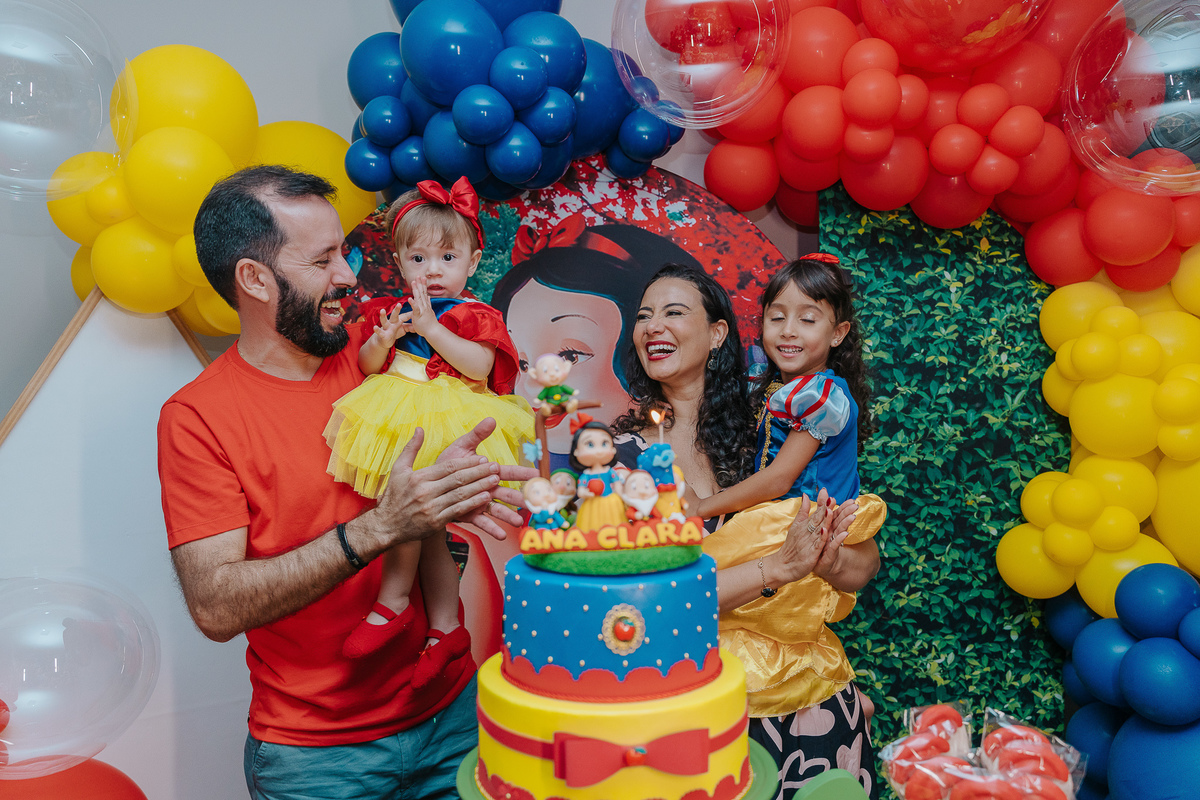 fotografia de aniversário ana clara, festa infantil Vila Velha, fotógrafa de festas, fotos espontâneas de crianças, Patrulha Canina, fotógrafo de eventos ES, festa com piscina, fotografia afetiva infantil, registro documental de festa, Vitoria es
