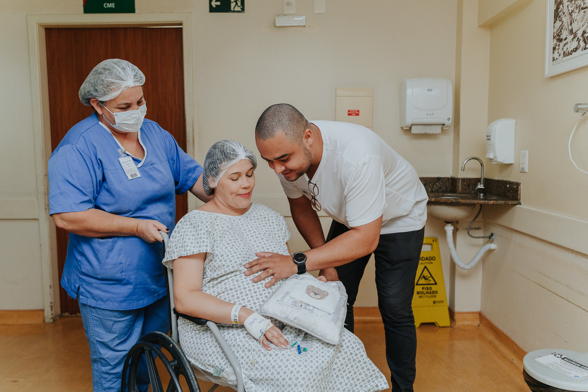 Fotografia de parto Cesária, Filme de parto, nascimento, humanização, vídeo de cesaria, cesariana humanizada, foto de parto Cesaria, parto humanizado, grande vitória, Vitoria Apart Hospital, parto Cesária, Cesária, dr frederico promatre