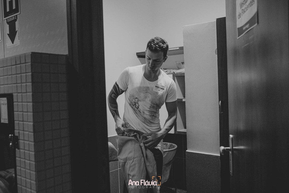 Filmes de parto, filmes de nascimento, ana flavia photography, lifestyle photography, ana flavia, nascimento, humanização, parto normal, cesariana humanizada, doula, vix, birth, parto,  lifestyle, foto de parto, fotografia de parto no es, parto humanizado