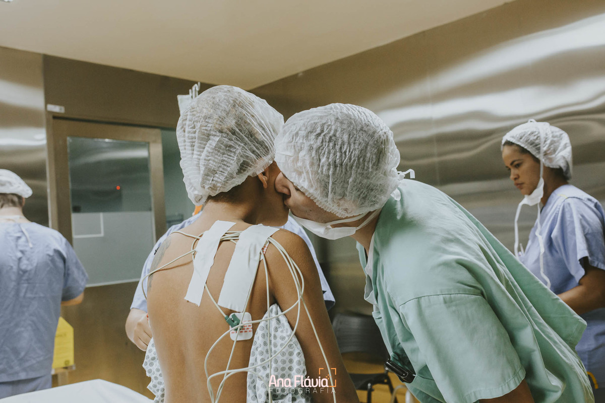 Filmes de parto, filmes de nascimento, ana flavia photography, lifestyle photography, ana flavia, nascimento, humanização, parto normal, cesariana humanizada, doula, vix, birth, parto,  lifestyle, foto de parto, fotografia de parto no es, parto humanizado