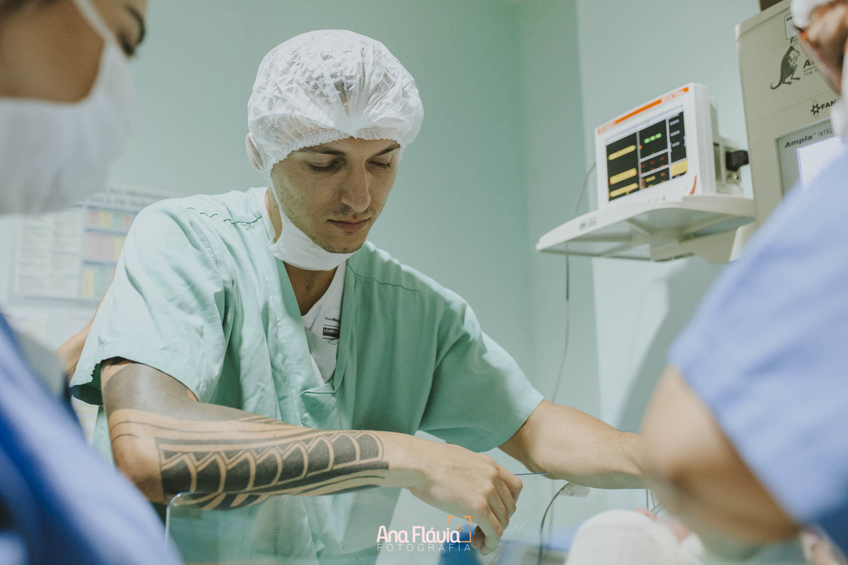 Filmes de parto, filmes de nascimento, ana flavia photography, lifestyle photography, ana flavia, nascimento, humanização, parto normal, cesariana humanizada, doula, vix, birth, parto,  lifestyle, foto de parto, fotografia de parto no es, parto humanizado