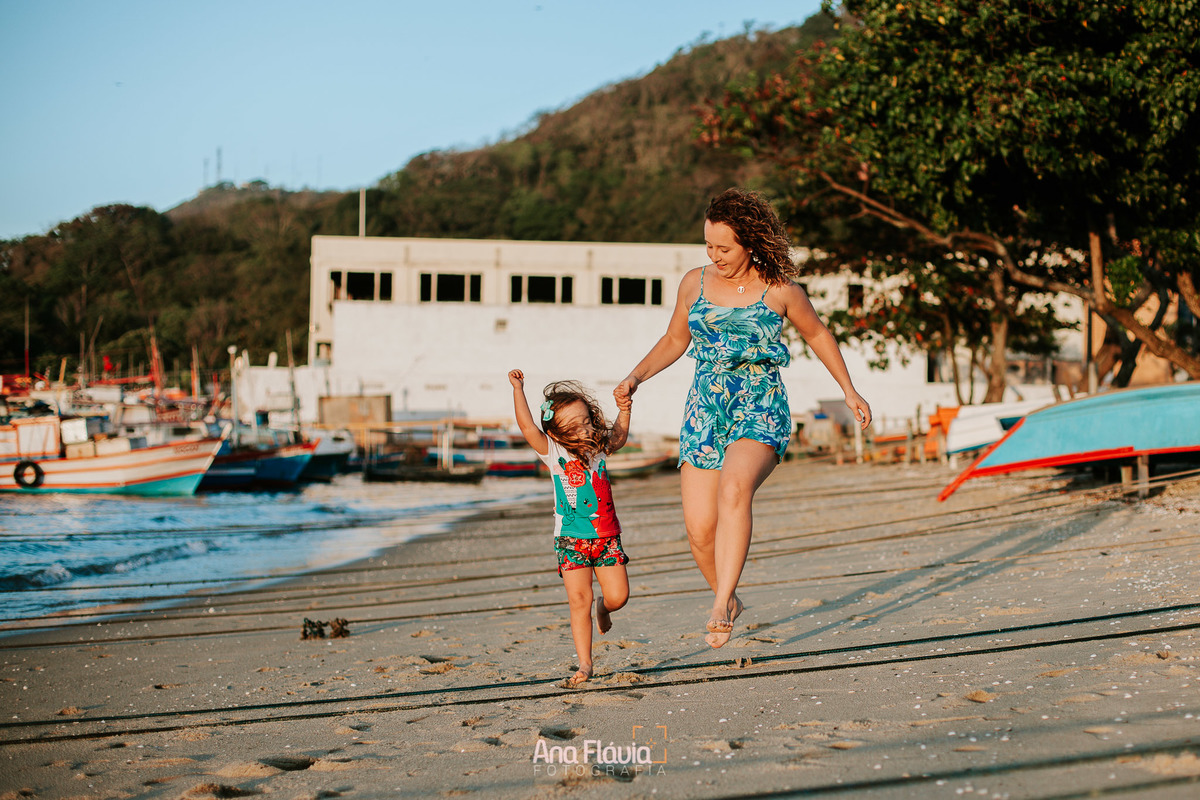 ensaiofamilia ensaiomaeefilha lifestyle maeefilha ensaiofotografico ensaiofamilianapraia ensaiogestante familia ensaiodiadasmães fotografiaexterna travel  ensaiolifestyle minhamenina Vilavelha espiritosanto