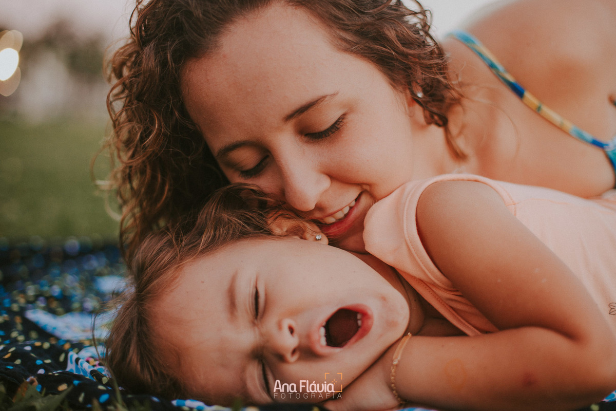 ensaiofamilia ensaiomaeefilha lifestyle maeefilha ensaiofotografico ensaiofamilianapraia ensaiogestante familia ensaiodiadasmães fotografiaexterna travel  ensaiolifestyle minhamenina Vilavelha espiritosanto