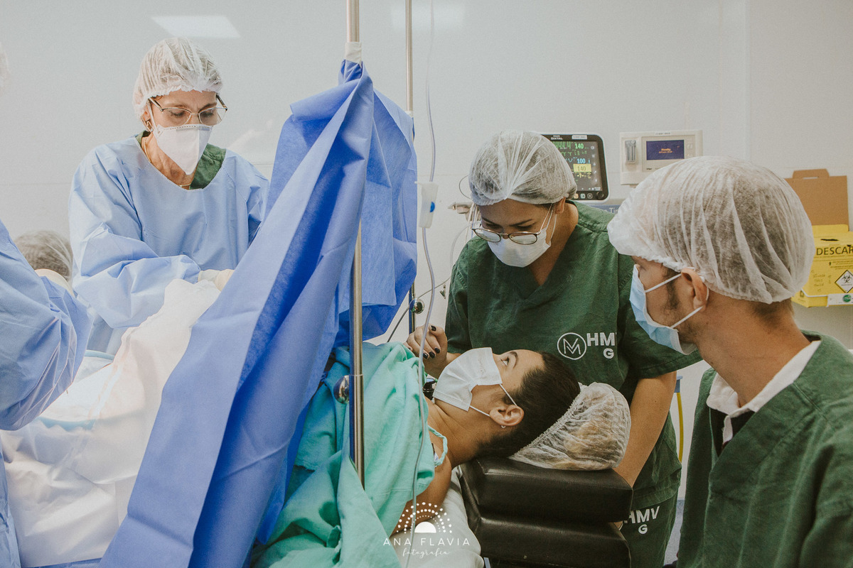 Filmes de parto, filmes de nascimento, nathalie pauli photography, nascimento, humanização, parto normal, cesariana humanizada, doula, birth photography, birth, parto, newborn, new born photography, grande vitoria, vitoria, vila velha, espirito santo