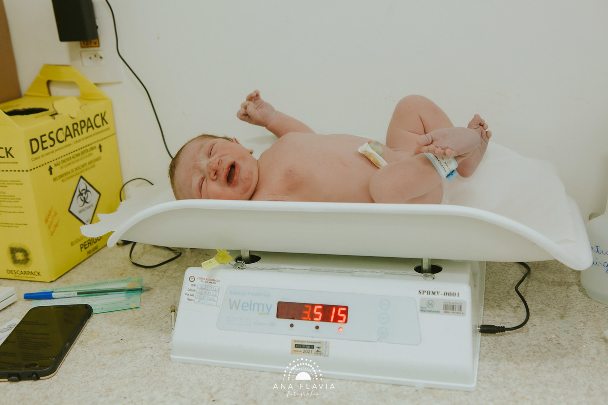 Filmes de parto, filmes de nascimento, nathalie pauli photography, nascimento, humanização, parto normal, cesariana humanizada, doula, birth photography, birth, parto, newborn, new born photography, grande vitoria, vitoria, vila velha, espirito santo