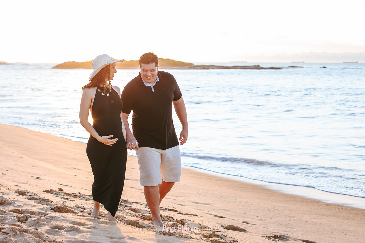 Ensaiobook gestante, gestante, gravida, gravidez, maternidade, ensaio gestante, ilha do frade, vila velha, vitoria,  parto, bebê, recém nascido, 
 gestante no nascer do sol na praia 