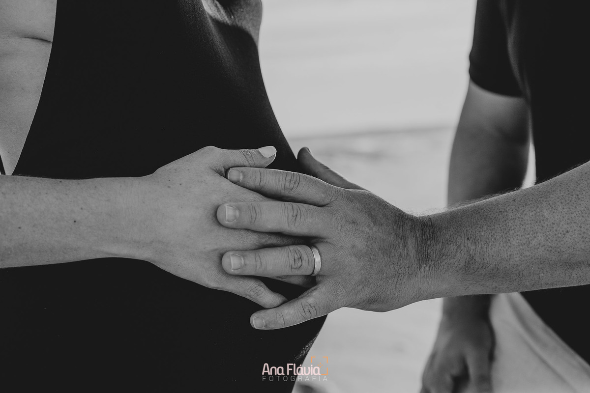 book gestante, gestante, gravida, gravidez, maternidade, ensaio gestante, ilha do frade, vila velha, vitoria,  parto, bebê, recém nascido, 
Ensaio gestante no nascer do sol na praia 