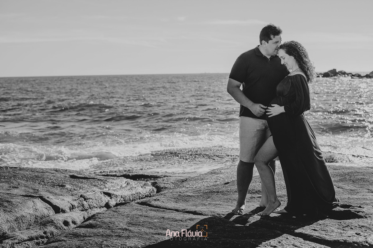 book gestante, gestante, gravida, gravidez, maternidade, ensaio gestante, ilha do frade, vila velha, vitoria,  parto, bebê, recém nascido, 
Ensaio gestante no nascer do sol na praia 