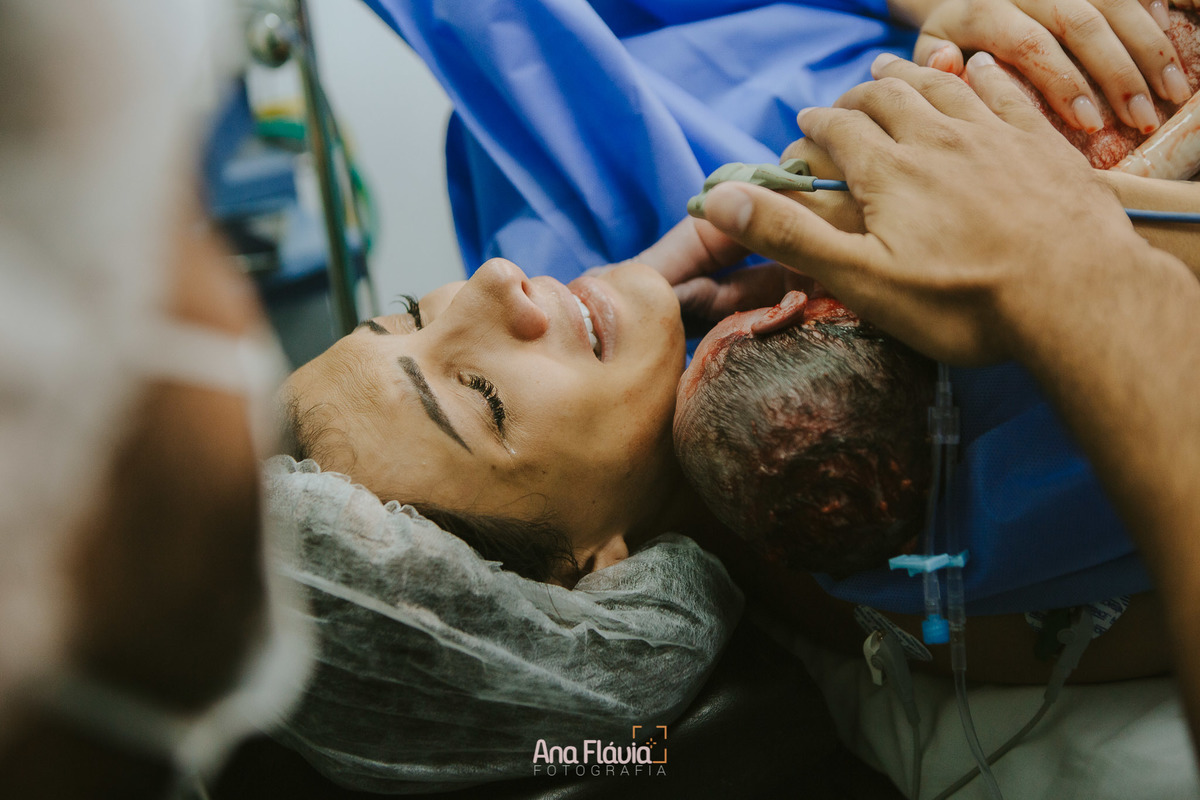 Filmes de parto, filmes de nascimento, ana flavia photography, lifestyle photography, ana flavia, nascimento, humanização, parto normal, cesariana humanizada, doula, vix, birth, parto,  lifestyle, foto de parto, fotografia de parto no es, parto humanizado