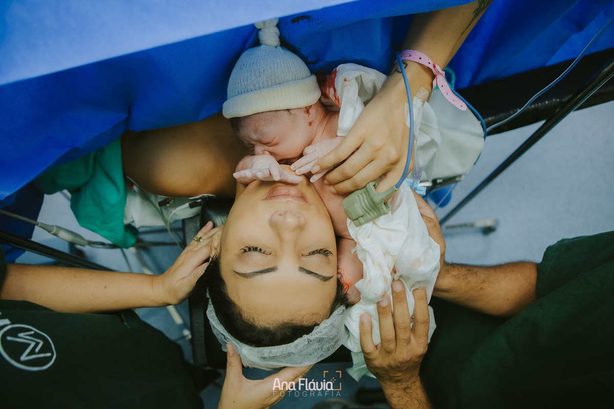 Filmes de parto, filmes de nascimento, ana flavia photography, lifestyle photography, ana flavia, nascimento, humanização, parto normal, cesariana humanizada, doula, vix, birth, parto,  lifestyle, foto de parto, fotografia de parto no es, parto humanizado